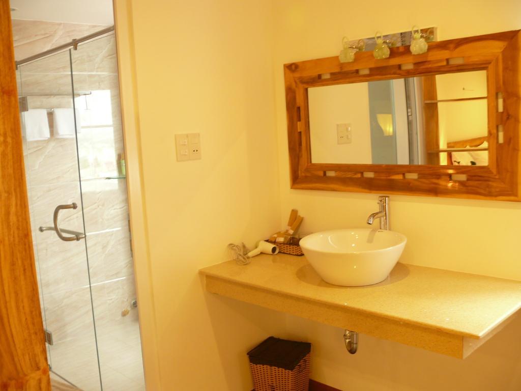 Rex Hotel & Apartment Nha Trang Extérieur photo