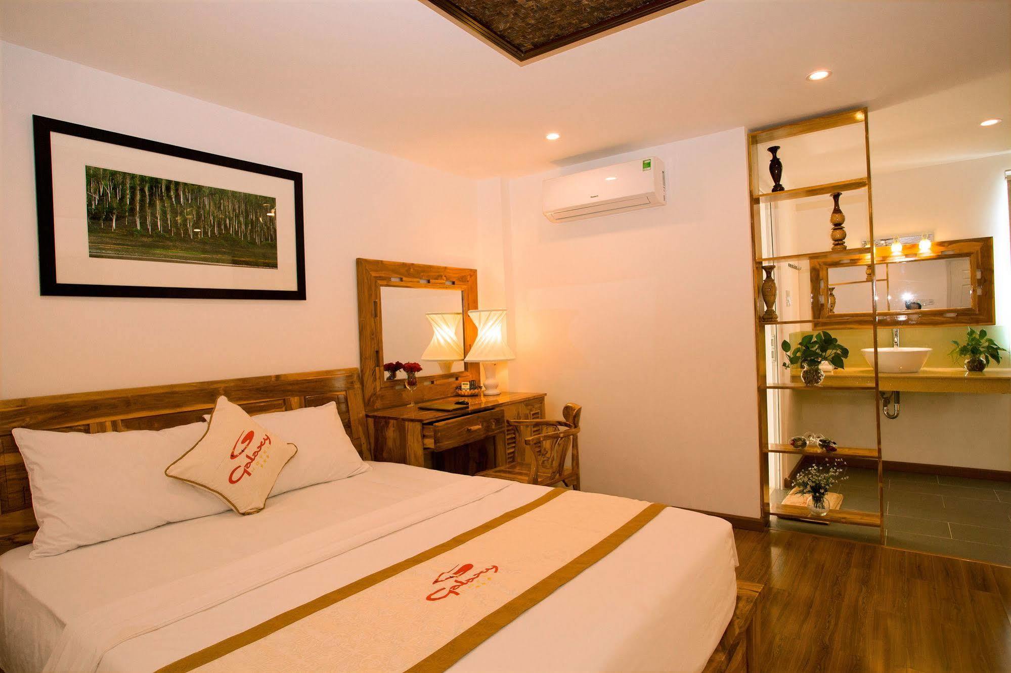 Rex Hotel & Apartment Nha Trang Extérieur photo