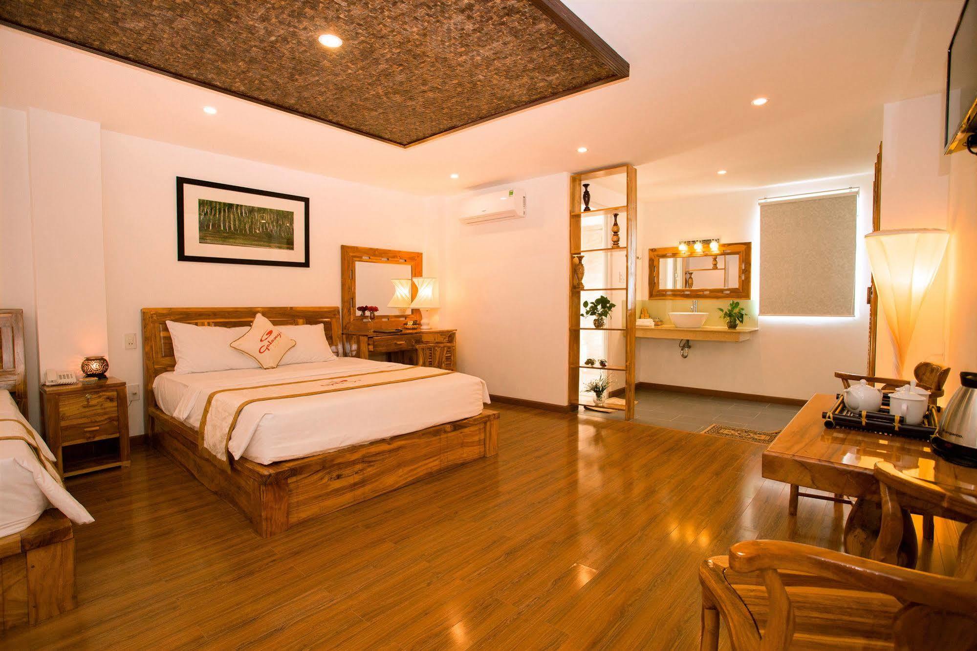 Rex Hotel & Apartment Nha Trang Extérieur photo